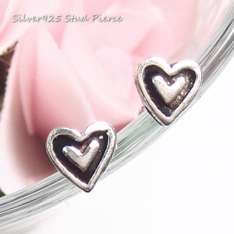 シルバーピアス 黒墨縁取りのぷっくりハートのピアス a502(a-17-9) シルバー925 silver925 シルバーアクセサリー スタッドピアス レディー...