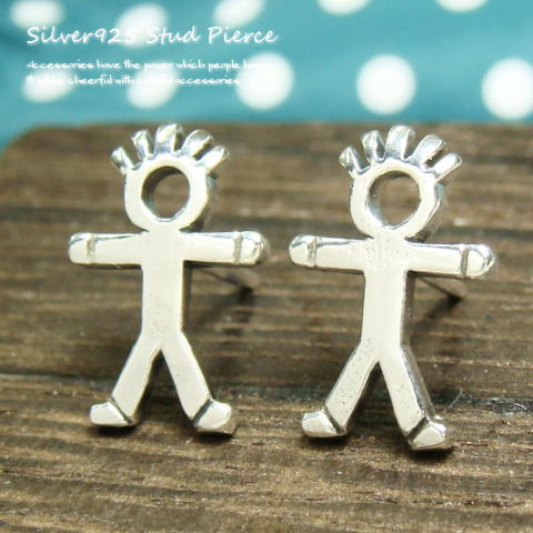 乐天商城 - シルバーピアス シンプル 可愛い大の字スタイルの男の子モチーフのピアス シルバー925 silver925 シルバーアクセサリー スタッドピアス レディースピアス