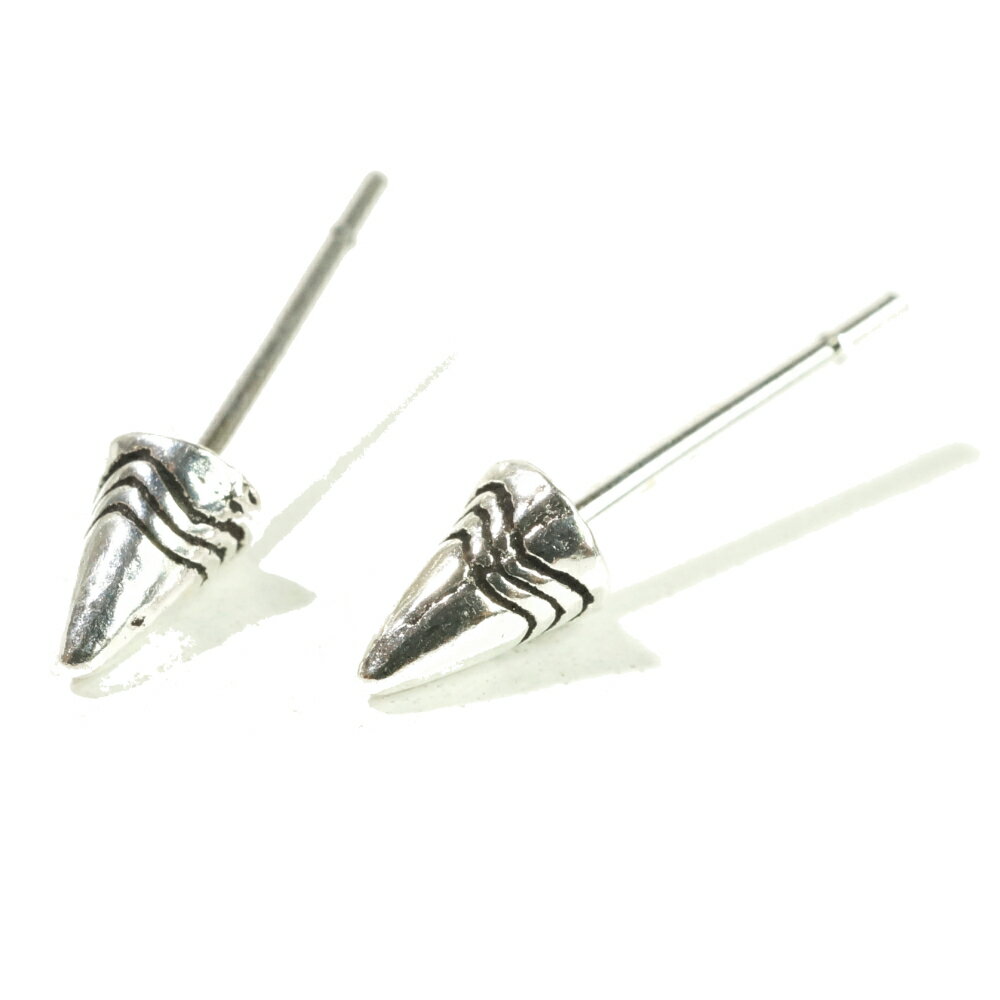 Rakuten - シルバーピアス シルバー925 スタッドピアス 三角形 円錐 とんがり帽子 矢 シンプル レディースピアス シルバー925 silver925 シルバーアクセサリー