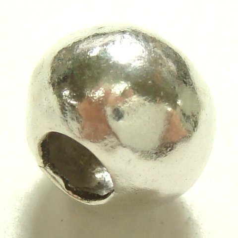 シルバーパーツ 1個で1セット 直径8.4mmタイプでシンプルな墨入りの小さいシルバー925製の丸型ビーズ1個売り まるビーズ ビーズ アクセサリー シルバー925 silver925 シルバーアクセサリー