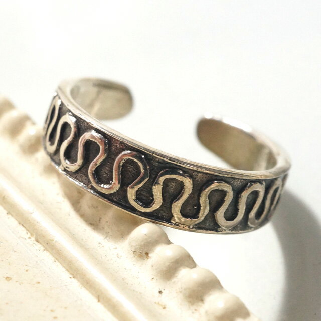 ハワイアン フリーサイズリング 波模様足指リング27 シルバー925 silver925 シルバーアクセサリー 指輪 足指リング トゥリング トウリング ピンキ...