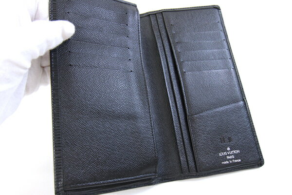 夢市場プレミアのルイヴィトン 二つ折り長財布 エピ ポルトフォイユ ブラザ M60622 ノワール 中古 ロングウォレット ブラック メンズ LOUIS VUITTON｜アングル3