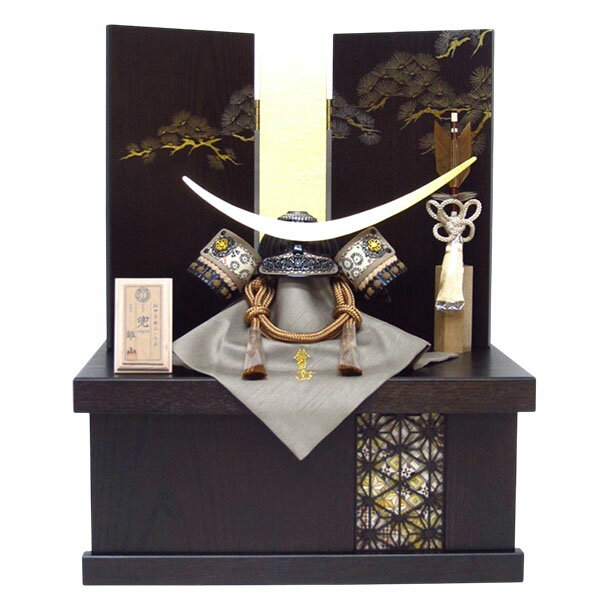 May Doll - 五月人形 収納飾り 天賦之兜 7号 雄山作 大和 茶裾威 三日月 YN0707GKS 間口38×奥行30×高さ48cm コンパクト おしゃれ モダン インテリア 兜 5月人形 端午の節句 兜飾り 収納