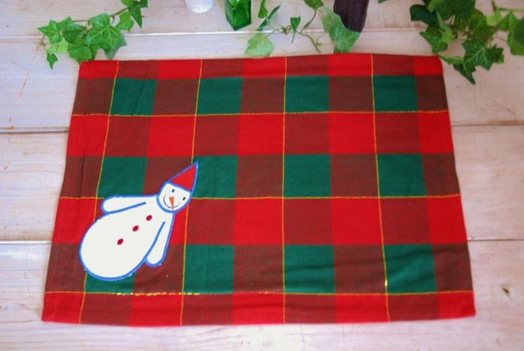 クリスマス雑貨 スノーマン アメリカン USA 刺繍 ランチョンマット ナチュラル アメリカン カントリー..