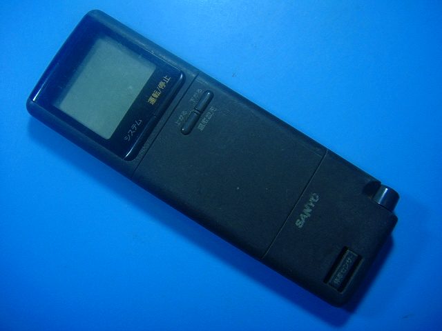 【商品情報】 メーカー:SANYO 型番：RCS-VR10 付属品：本体（写真内の物ですべてになります） ※電池カバー、バッテリー、充電器、コード、ふた カバー、枠等の付属品は写真に写ってない場合付属しません。 【商品の状態に関して】 使用...