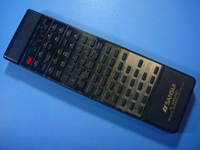 【商品情報】 メーカー：サンスイ 型番：RS-1380 付属品：本体（写真内の物ですべてになります） ※電池カバー、バッテリー、充電器、コード、ふた カバー、枠等の付属品は写真に写ってない場合付属しません。 【商品の状態に関して】 使用感、スレキズ、日焼け、汚れ等あります。 【状態に関して】 ・割れ、さび、日焼け、変色等写真よりご判断下さい。 ・給湯器等の水回りリモコンの水垢汚れは写真よりご判断下さい。 ・配線ありの商品に関して、切り具合は、写真よりご判断下さい。 ・電池ケース内、その他にさびがある場合写真に掲載致します。 ・商品の色見はご利用のパソコンやモニターの環境により、 実物と多少異なる場合がございます、ご了承下さい。 【赤外線による動作確認ができる商品に関して】 赤外線による動作確認ができる商品は、下記以外の全ボタン動作確認しております。 時刻合わせ、タイマー設定ボタンは動作確認をしていない為、動作保証対象外となります。 不具合がある場合は、上記の（商品の状態に関して）の欄に記載いたします。 赤外線による動作確認がとれる主なリモコンは下記になります。 家庭用エアコン、テレビ、レコーダー、オーディオ、照明などのリモコンです。 ※一部赤外線タイプではない商品がございます。その場合は動作未確認のため、 動作保証は、下記の給湯器などのリモコンと同じ扱いとなります。 【業務エアコン、給湯器、子機等に関して】 本体がない為動作確認は行っておりません。 万が一、不具合の額ご返金致します。(到着7日以内に限ります) ※取付前に必ず業者の方に動作確認をしてもらって下さい。 【充電器、バッテリー等がある商品に関して】 バッテリー、充電器、コード等写真に写ってる場合は付属します。 ※バッテリーは、消耗品の為、動作補償対象外になります。 使用可能か、寿命等も不明です。 【商品の清掃に関して】 できるだけ販売価格を抑えるため、全体的に簡易清掃になります。 商品に管理番号を貼り保管しているため、テープの粘着部が 残る場合がございます。上記、ご了承ください。 【発送に関して】 全国一律送料無料（日本郵便） ※離島・一部地域でも追加送料はかかりません。 厚み3cm以内はクリックポストで発送致します 厚み3cm以上はレターパックで発送致します。 13時までのお支払いの場合、当日発送致します。 13時以降のお支払いの場合、翌日発送致します。 ※交通状況、天候、当社の都合等で変更になる場合があります。 もちろんその場合も送料無料です。 【不良品返金保証に関して】 商品説明に記載が無い破損、不具合がある場合ご返金致します。　　　 到着後7日間以内にメール又はお電話にてご連絡下さい。 お客様都合による返品・交換は受付けておりません。ご了承下さい。 【ストア情報】 会社名：オークショップ 電話番号：076-201-8087 免許情報：古物商許可証　第511070011425号/石川県公安委員会　