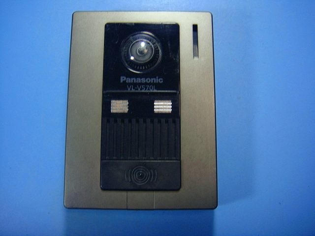 VL-V570L Panasonic 玄関 子機 ドアホン パナソニック送料無料 スピード発送 即決 不良品返金保証 純正 D9336