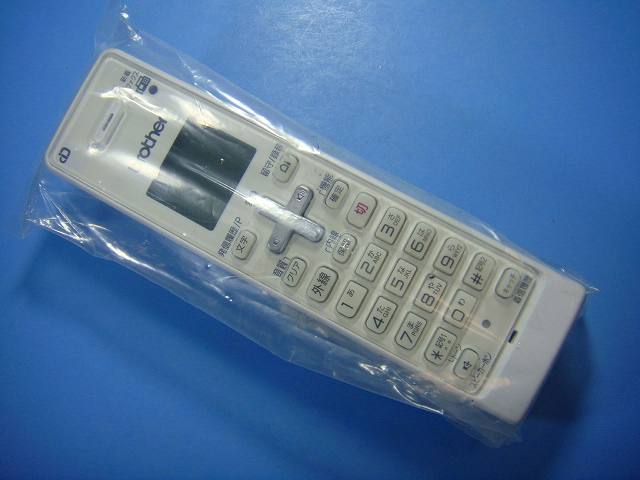【商品情報】 メーカー：ブラザー 型番：BCL-D120K 　　　　　　　　　　　　 付属品：本体（写真内の物ですべてになります） ※電池カバー、バッテリー、充電器、コード、ふた カバー、枠等の付属品は写真に写ってない場合付属しません。 【商品の状態に関して】 未使用品ですが、写真のような状態で、開封もしており、保管期間が長く、 汚れや薄いスレがある場合がありますので、中古品扱いにて販売いたします。 【状態に関して】 ・割れ、さび、日焼け、変色等写真よりご判断下さい。 ・給湯器等の水回りリモコンの水垢汚れは写真よりご判断下さい。 ・配線ありの商品に関して、切り具合は、写真よりご判断下さい。 ・電池ケース内、その他にさびがある場合写真に掲載致します。 ・商品の色見はご利用のパソコンやモニターの環境により、 実物と多少異なる場合がございます、ご了承下さい。 【赤外線による動作確認ができる商品に関して】 赤外線による動作確認ができる商品は、下記以外の全ボタン動作確認しております。 時刻合わせ、タイマー設定ボタンは動作確認をしていない為、動作保証対象外となります。 不具合がある場合は、上記の（商品の状態に関して）の欄に記載いたします。 赤外線による動作確認がとれる主なリモコンは下記になります。 家庭用エアコン、テレビ、レコーダー、オーディオ、照明などのリモコンです。 ※一部赤外線タイプではない商品がございます。その場合は動作未確認のため、 動作保証は、下記の給湯器などのリモコンと同じ扱いとなります。 【業務エアコン、給湯器、子機等に関して】 本体がない為動作確認は行っておりません。 万が一、不具合の額ご返金致します。(到着7日以内に限ります) ※取付前に必ず業者の方に動作確認をしてもらって下さい。 【充電器、バッテリー等がある商品に関して】 バッテリー、充電器、コード等写真に写ってる場合は付属します。 ※バッテリーは、消耗品の為、動作補償対象外になります。 使用可能か、寿命等も不明です。 【商品の清掃に関して】 できるだけ販売価格を抑えるため、全体的に簡易清掃になります。 商品に管理番号を貼り保管しているため、テープの粘着部が 残る場合がございます。上記、ご了承ください。 【発送に関して】 全国一律送料無料（日本郵便） ※離島・一部地域でも追加送料はかかりません。 厚み3cm以内はクリックポストで発送致します 厚み3cm以上はレターパックで発送致します。 13時までのお支払いの場合、当日発送致します。 13時以降のお支払いの場合、翌日発送致します。 ※交通状況、天候、当社の都合等で変更になる場合があります。 もちろんその場合も送料無料です。 【不良品返金保証に関して】 商品説明に記載が無い破損、不具合がある場合ご返金致します。　　　 到着後7日間以内にメール又はお電話にてご連絡下さい。 お客様都合による返品・交換は受付けておりません。ご了承下さい。 【ストア情報】 会社名：オークショップ 電話番号：076-201-8087 免許情報：古物商許可証　第511070011425号/石川県公安委員会　　　
