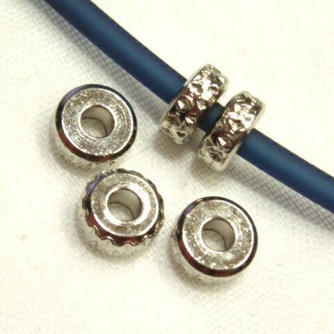 [CH016]メタルビーズ　No.176 シルバー　約8×3mm　3mm穴 6ケ[RPT]