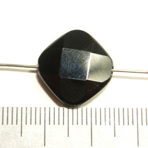 [HA008]天然石ビーズ　オニキス　四角カット(斜穴)　約17×5.5mm　2ケ 2