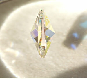 [DA111]スワロフスキー#6228(6202)/14.4×14mm ハート　クリスタルAB 2ケ[RPT]