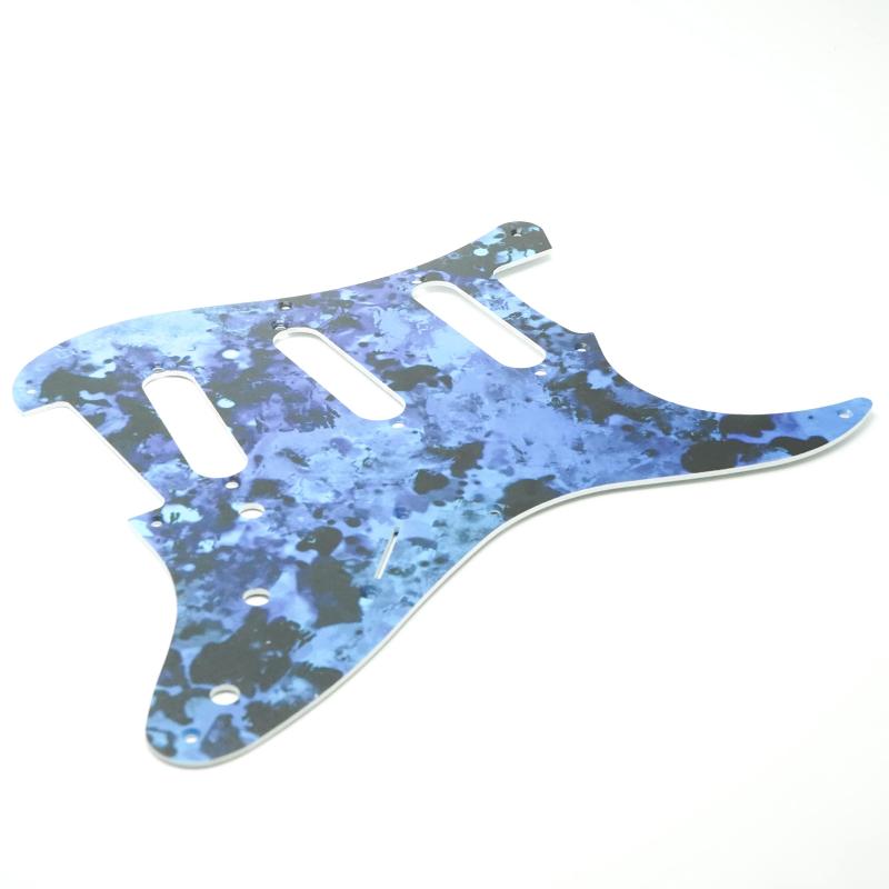 SCORELAY PICKS ストラト用ピックガード【ブルーペインティ プリント】USA_57 SC-GPS-U4