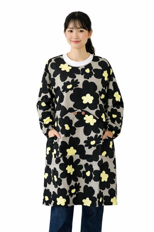 [ルナ パンダ] 百貨店 販売 日本 製 北欧 風 大きな 花 柄 割烹着 かっぽうぎ スモック 735251940年創業エプロン専門店 北欧 風 柄 割烹着 （ スモック ）大手百貨店・東急ハンズ様とお取引人気の 北欧 風の大きな 花 柄 が素敵です割烹着 の 定番 デザインなので長くお使い頂けます。好評につき 定番 に昇格した 人気 商品です