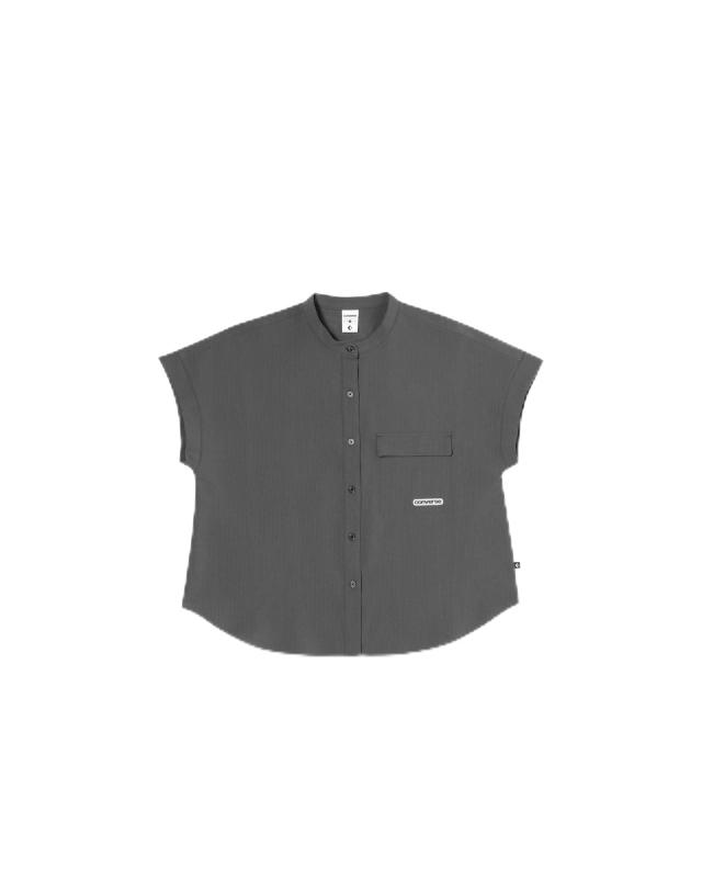 SEERSUCKER STAND CL SHIRT L吸汗速乾機能のあるポリエステル100%サッカー素材を使用。フレンチスリーブトップスアイテム。