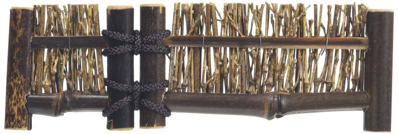 山下工芸(Yamasita craft) 日本製 黒竹枝垣 ミニ 25453000自然素材が持つ温かみを形にして届ける「上質な日常」。竹・木などの天然素材が持つ素材感を活かし、食卓を鮮やかに演出します。