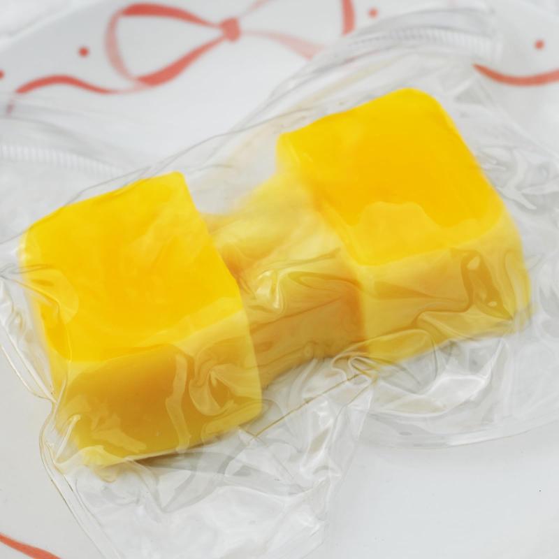 スクイーズ ケーキ 食べ物 水感 ぷにぷに もちもち おもちゃ ストレス解消 低反発 スイーツ シリコン 柔らかい おしゃれ 大きい アイスクリーム お菓子 デザート 癒し 子供 玩具 かわいい 握 auroravision-10318229 オーロラビジョン パッケージ画像