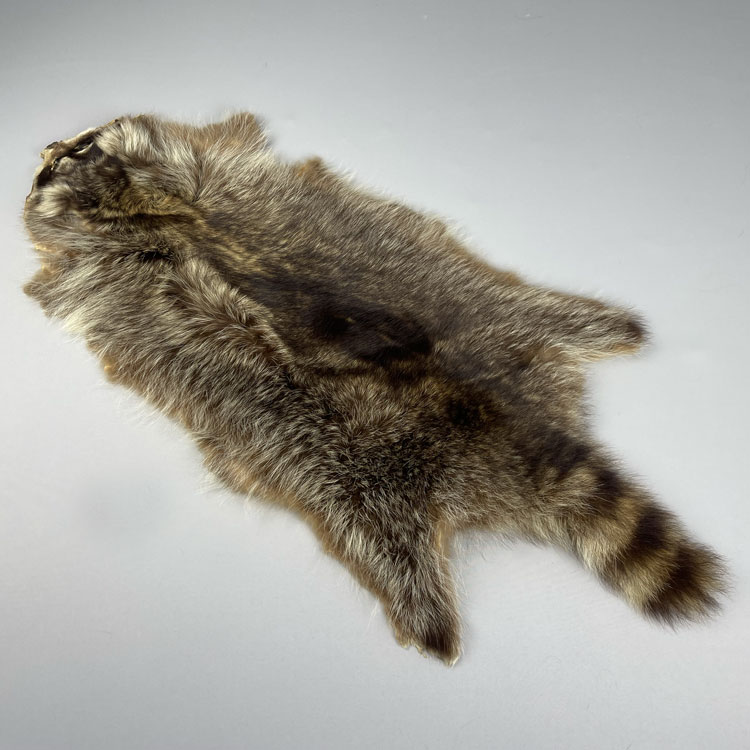 ラクーンファー素材 大きめ/アイデアでいろいろな用途に 返品不可 ファー素材 新古品在庫