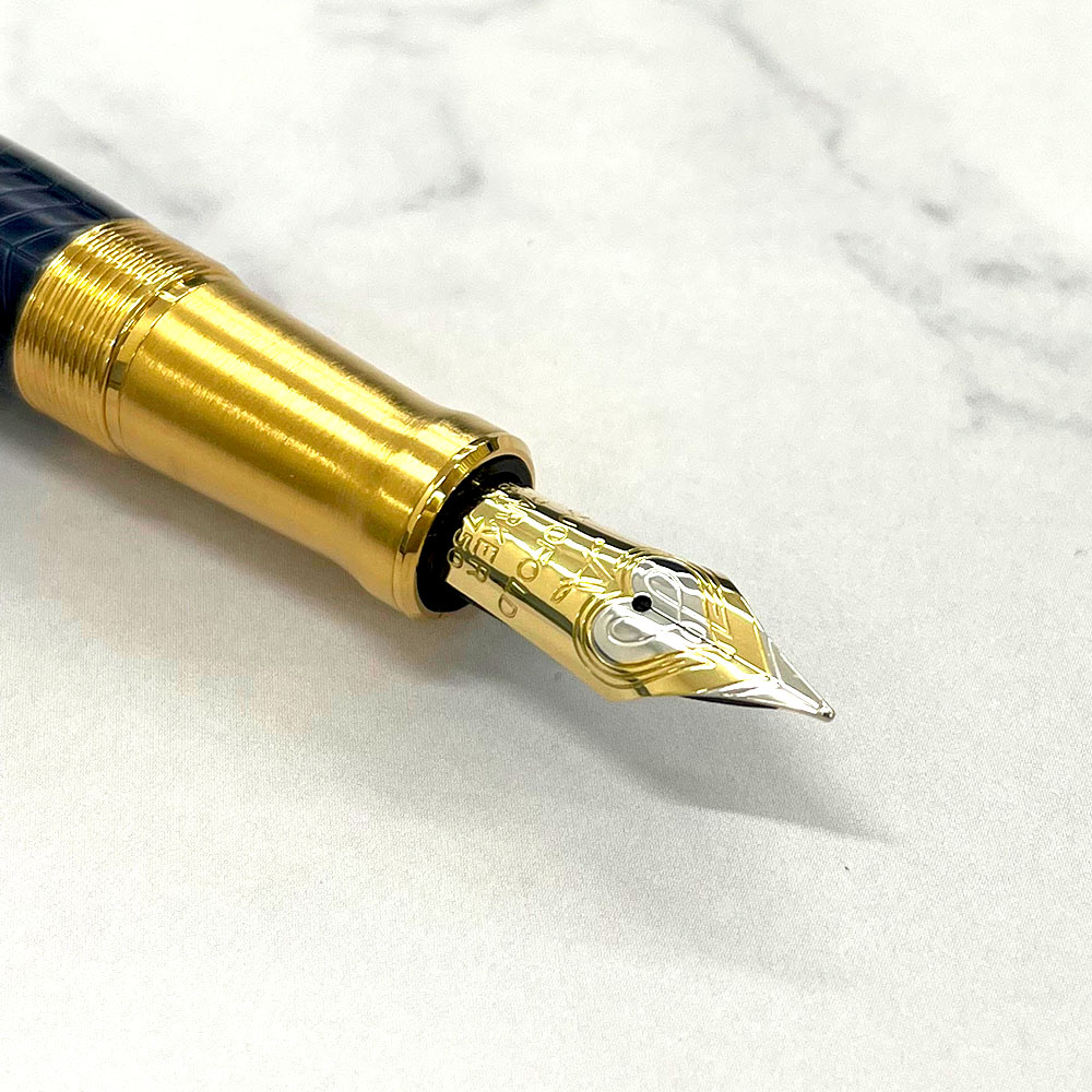 Foto de Duofold Fountain Pen
