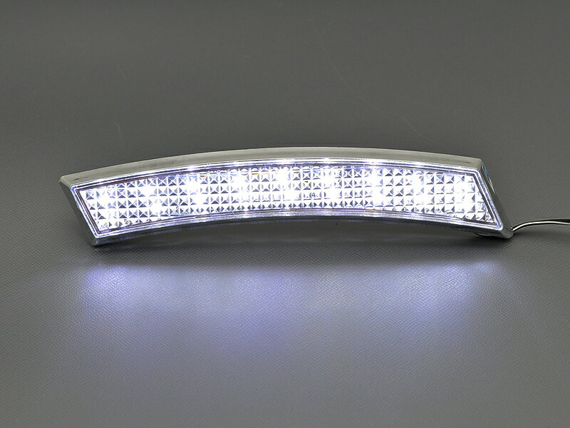 汎用 LED 片側 19連 フェンダーマーカー ホワイト 貼り付けタイプ