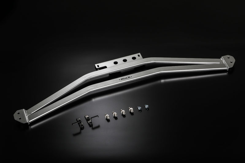 Genb 玄武 フレームサポートブレース ［リア］ ハイエース TRH/KDH/GDH200系 ワイドボディ 北海道・沖縄・離島は要確認