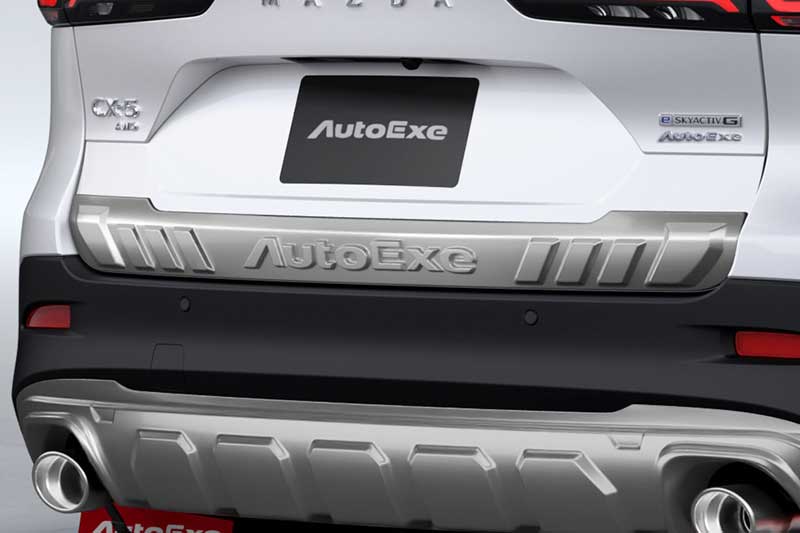 AutoExe オートエクゼ KM-07 AX リアゲートガーニッシュ CX-5 KMYSDP ※北海道・沖縄・離島は都度確認 ※個人宅配送不可