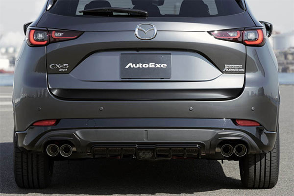 AutoExe オートエクゼ スポーツマフラー 左右デュアル CX-5 KF2P 車体番号:500001〜 AT車 ※沖縄・離島は都度確認 ※個人宅配送不可