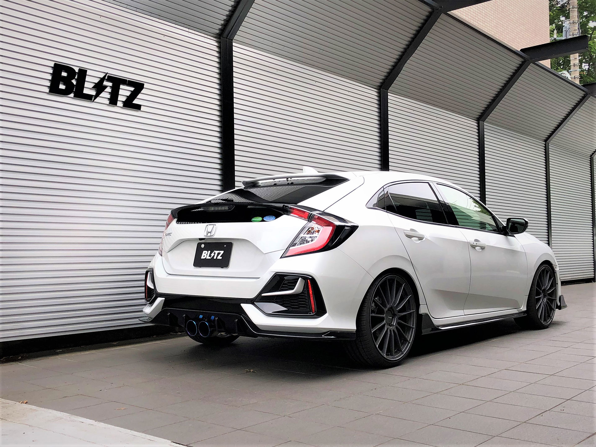 BLITZ ブリッツ マフラー ニュルスペック カスタムエディションVSR シビック DBA-FK7 6BA-FK7 H29.9〜 L15C FF ハッチバック 63181V