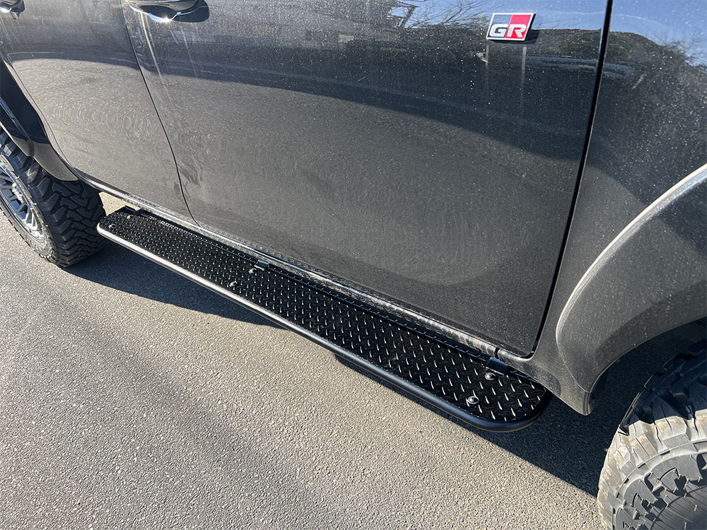 リミテッドチトセ RICK'S サイドステップSET スチール製縞板鋼板ブラック塗装 ハイラックス GUN125 202..