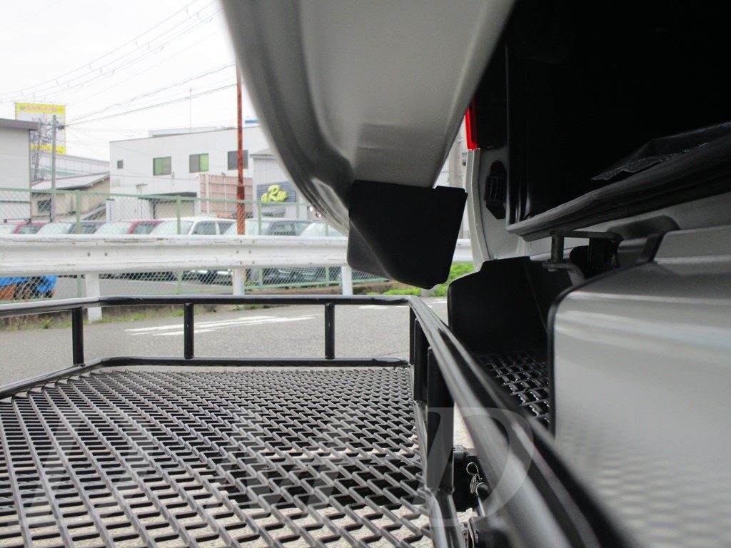 DMD �ҥå����С�3�ܽФ�(�ҥå��ܥ���ꥢ) E�� �ϥ������� 200�� H16.8�� �磻�ɥܥǥ� �Ρ��ޥ�Х�ѡ�