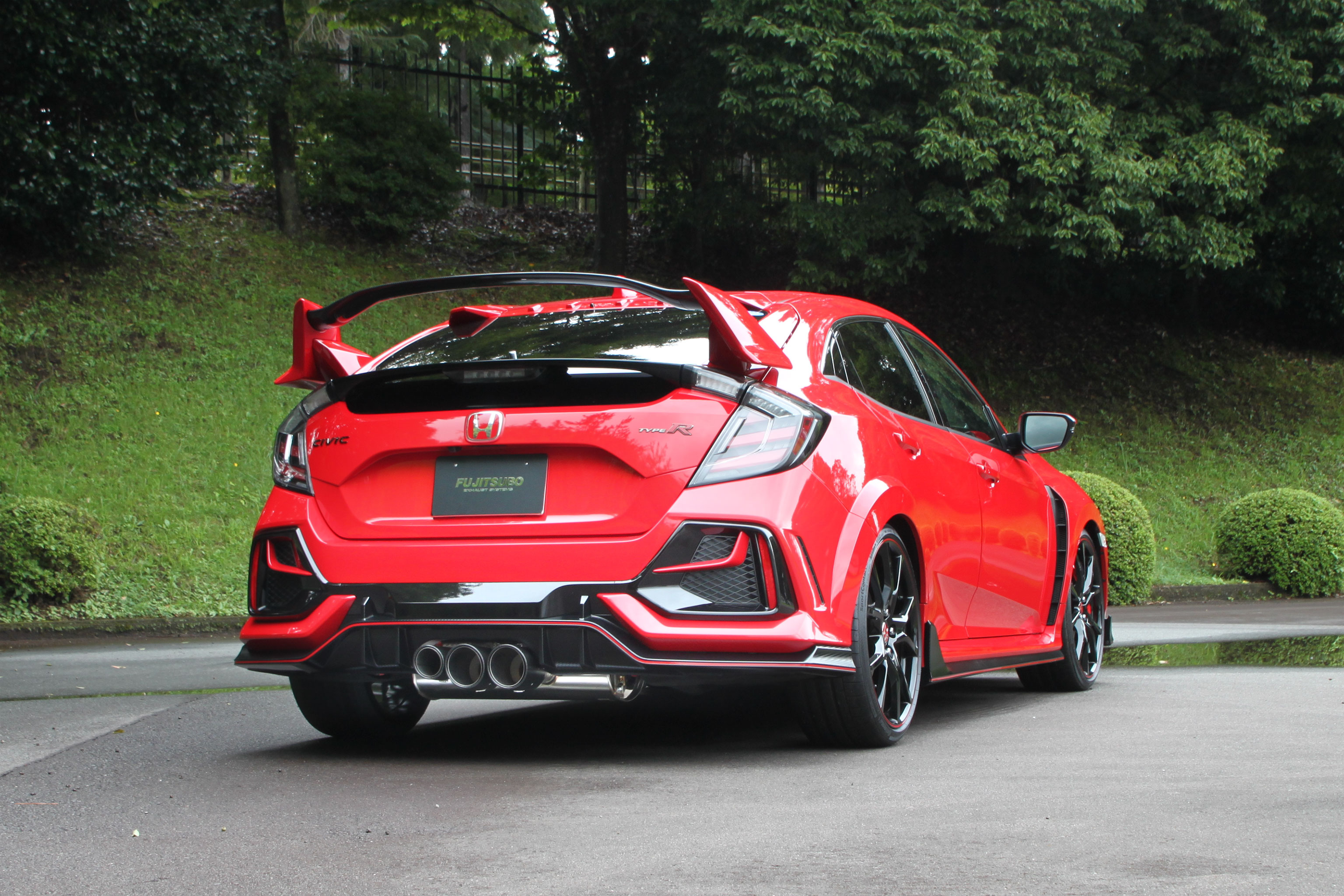 FUJITSUBO フジツボ マフラー VVV シビック DBA-FK8 6BA-FK8 H29.9～R4.9 K20C タイプR ※沖縄・離島は送料要確認 ※個人宅発送可