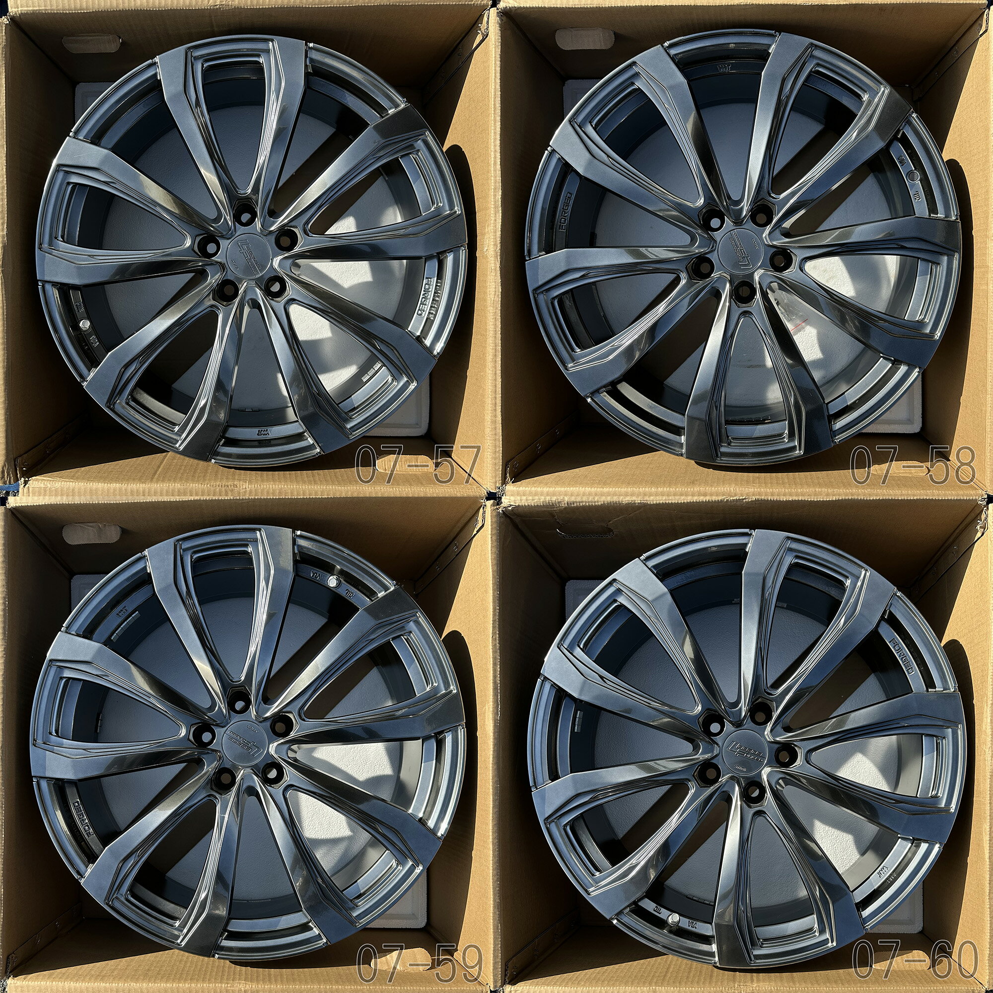 【中古】 シュティッヒ レグザス フォージド FS-01 鍛造アルミホイール4本セット 21x8.0J レクサスRX、クラウン(エステート スポーツ クロスオーバー)