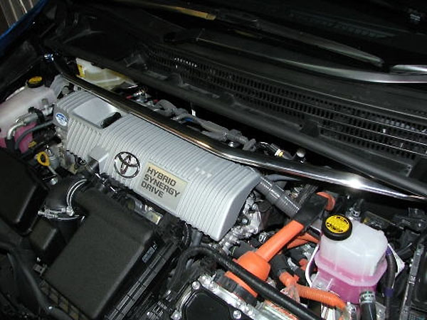 カワイ製作所 フロントストラットバー typePG プリウス ZVW30