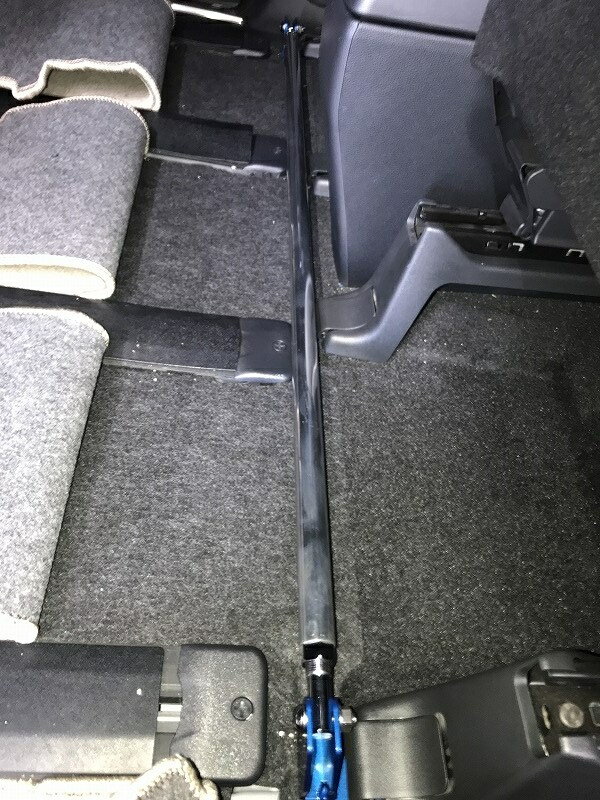 カワイ製作所 フロアバー ノア/ヴォクシー ZWR90W ZWR95W 2022/01〜