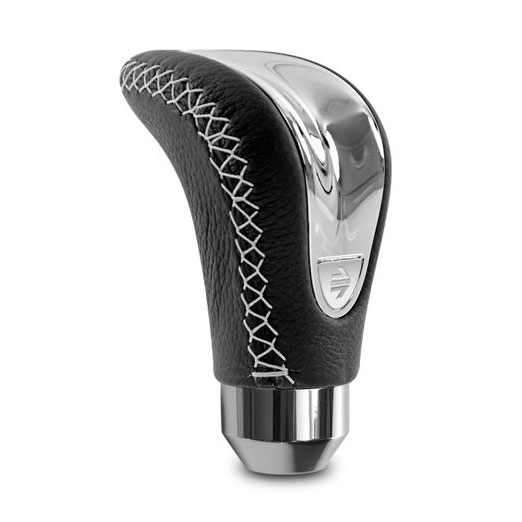 ȥեȤ㤨MOMO  եȥΥ COMBAT EVO CHROME /쥶פβǤʤ9,198ߤˤʤޤ