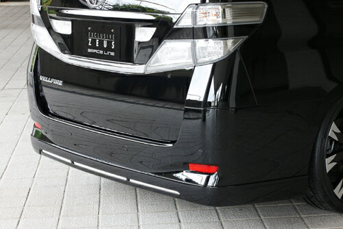 メーカーTOYOTAトヨタ車種ALPHARD HYBRIDアルファードハイブリッド型式ATH20W年式H23.11〜H26.12 (2011/11〜2014/12)グレードG/X適合備考MC後メーカー品番3022-3241-070メーカー名M's SPEEDエムズスピードシリーズGRACE LINEグレースライン品名リアアンダースポイラー(マフラーレス用)カラーホワイトパールクリスタルシャインカラーコード070材質FRP注意事項※純正マフラーに装着の場合は、グレードなどによりエアロパーツに排気が干渉する場合がございます。市販の延長吊りゴムやマフラーカッターなどで調整、もしくはM's SPEED製エキゾーストシステムをご購入下さい。※お客様の見落としや確認ミスでのキャンセル・交換・返品は一切お受けできません。※個人宅宛の発送の場合は別途追加で送料がかかります。自動計算される送料ではございません。車屋宛の場合は送付先の屋号・固定電話番号が必要です。自宅兼事務所等は発送不可となります。※商品画像はデモカーの塗装済みの物です。カラー等は実際の商品と異なります。※適合情報は随時更新しておりますが、告知なくメーカー側にて更新される場合がございますので、必ずご注文前にメーカーホームページにて最新の適合表をご確認頂ますようお願い致します。納期についてこちらの商品はお取り寄せです。メーカー在庫があれば3〜4営業日、欠品時は1ヶ月〜お時間がかかります。お急ぎの場合は必ずご注文前に在庫確認をお願いいたします。※納期が遅い等によるキャンセルは一切お受けできません。M'z SPEED Mz SPEED エムズスピード ZEUS ゼウス マツモト自動車 GRACE LINE グレースライン エアロ リアアンダースポイラー リヤアンダースポイラー 豊田GRACE LINEアルファード (3022)ALPHARD (GGH/ANH/ATH)G.X / HYBRID G.X MC後 2011/11 - 2014/12