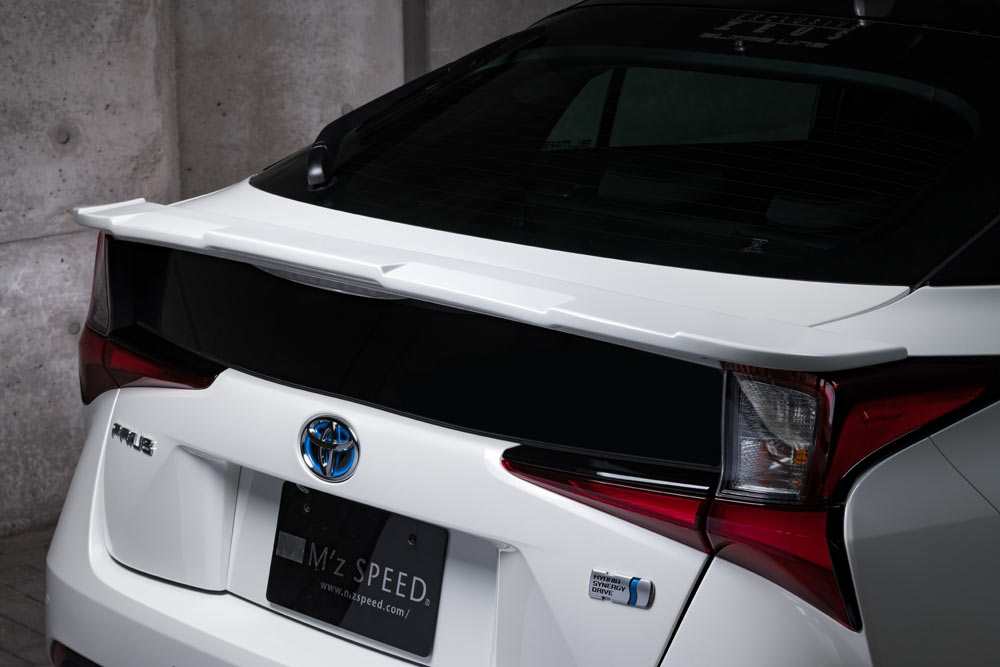 M'z SPEED リアゲートスポイラー アティチュードブラックマイカ (218) FRP プリウス ZVW51 ZVW55 H30.12～R4.12 MC後 グラマラスライン 1392
