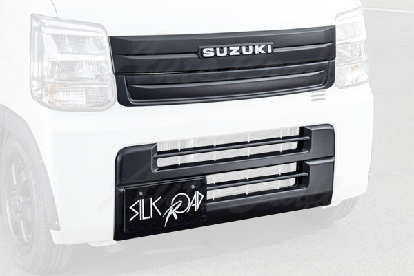 SilkRoad シルクロード ガーニッシュ 3点セット エンブレム取付用穴あり エブリイ DA17V バン ※北海道は送料2500円(税別)、沖縄・離島は都度確認