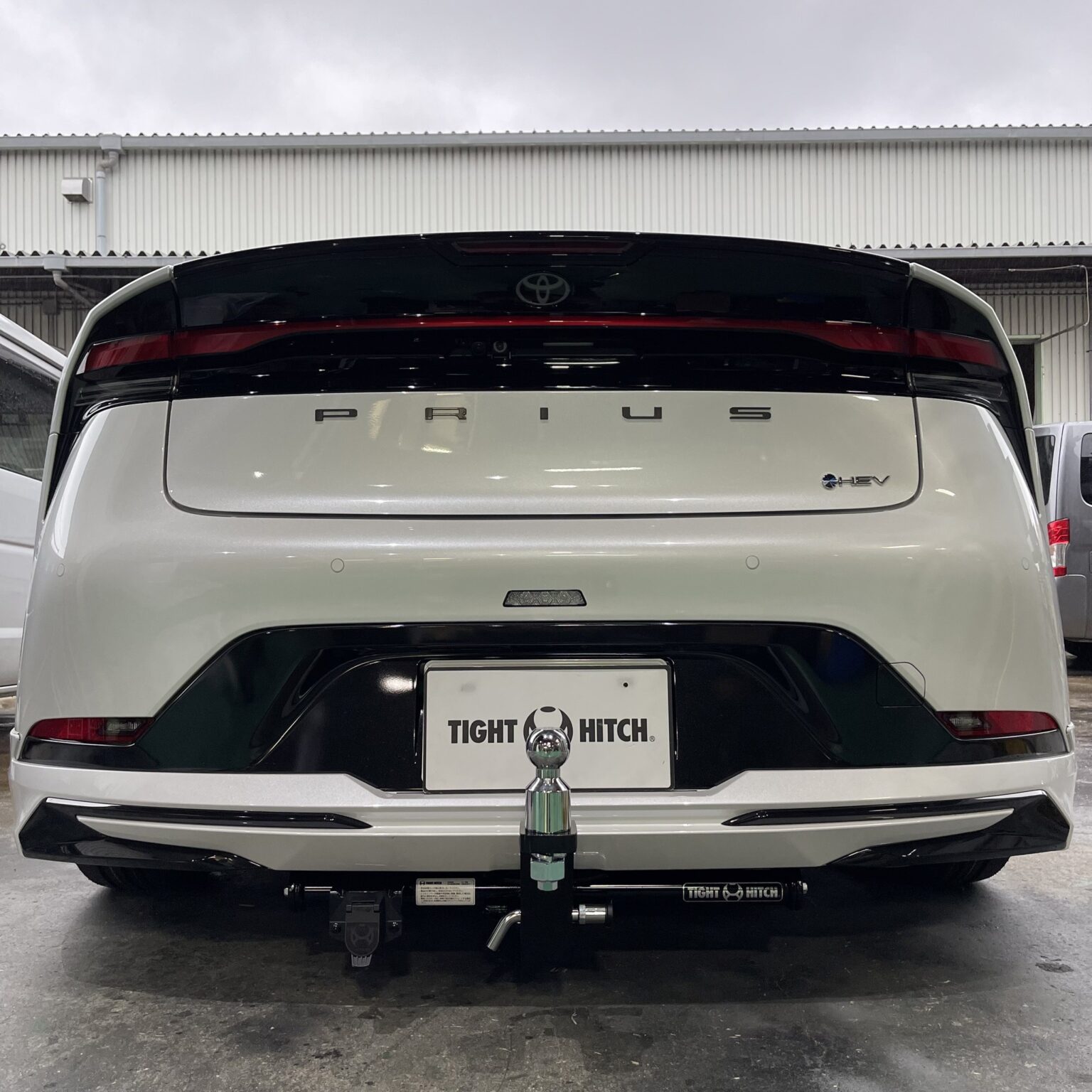 タイトジャパン ヒッチメンバー スチールタイプ プリウス 6AA-MXWH60 標準バンパー