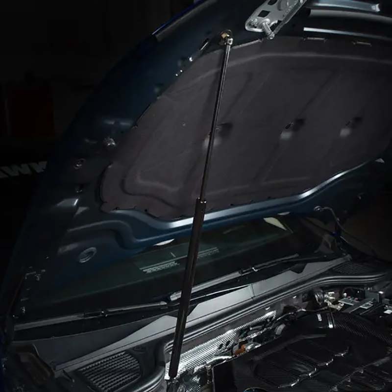 フォルクスワーゲン ゴルフ8GTI／R ボンネットダンパー・コンバージョン【ECS Tuning】