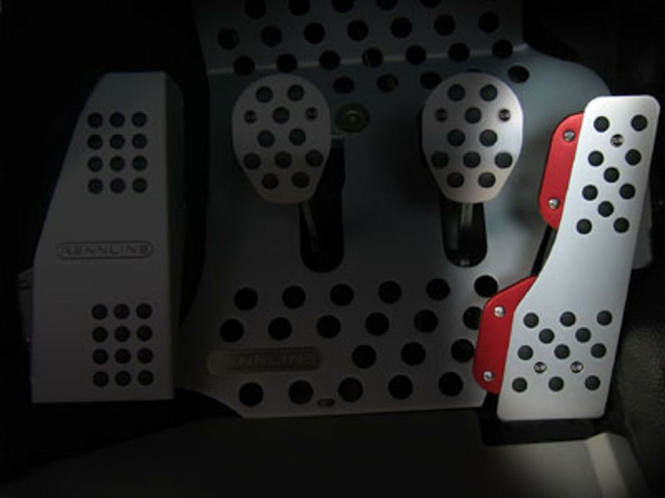 ポルシェ 911/930/993用 アルミアクセルペダル(ラバーグリップ付)シルバー【Rennline】