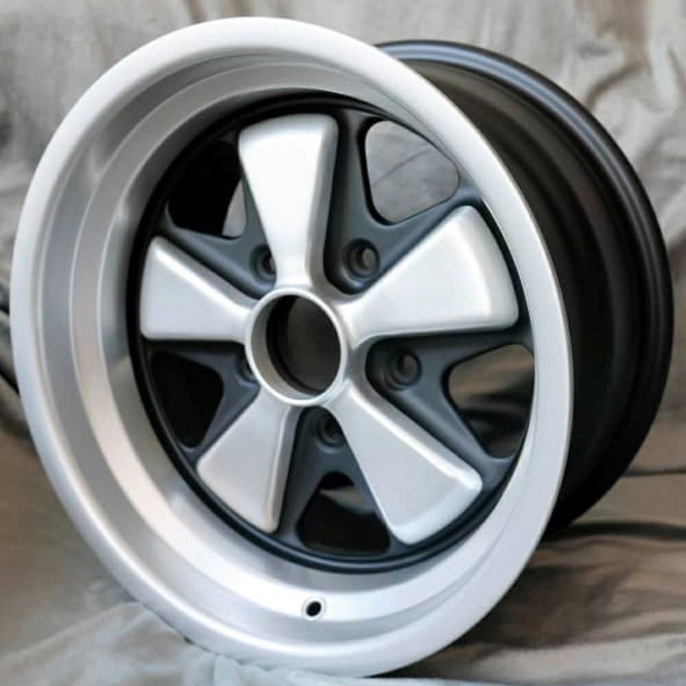 ポルシェ 930(911) フックススタイル リアホイール 9x15 ET15【Maxilite】