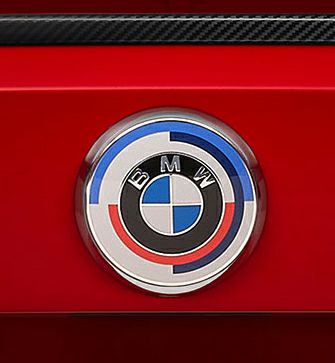 【BMW純正】BMW3／5シリーズ(G20／G30等) BMW 50th Mヘリテージ トランク ラウンデルエンブレム 51148087196