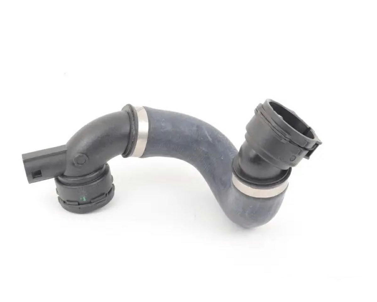 BMW 325i,330i(E90)等 ラジエーターホース(下部)(ラジエーター/サーモスタット間)【Rein Automotive】