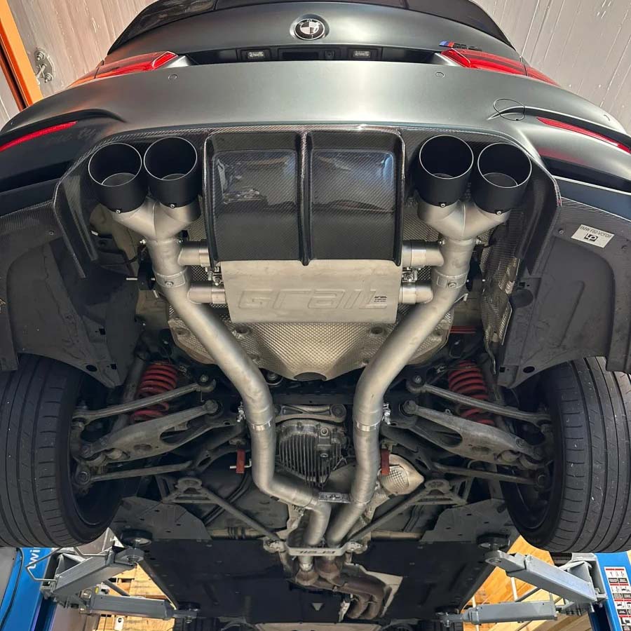 BMW M3(F80)／M4(F82) ECE認証 可変バルブマフラー(ブラックテールパイプ)【GRAIL】