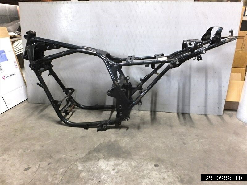 KAWASAKI GPZ1100 フレーム カワサキ GPZ 忍者 Z1 Z2 Z1000 当時物 [22-0228-10] [ 4728 ] カワサキ