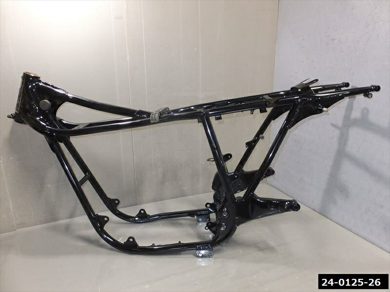 SUZUKI GT550 フレーム パウダーコーティング済み 当時物 GT380 GT750 (24-0125-26) スズキ