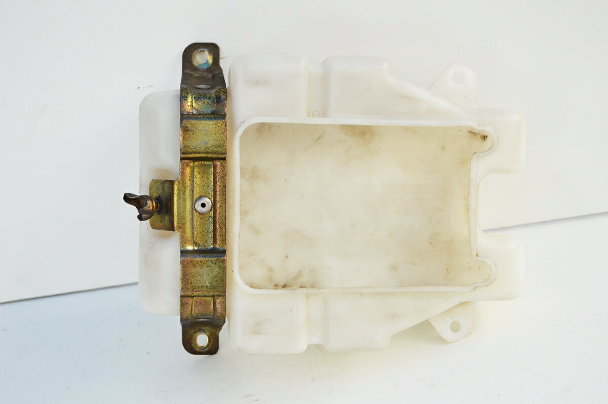 SUZUKI GSX250R リアラゲッジボックス　中古品　当時物　純正品　GJ72A　GSX250R スズキ