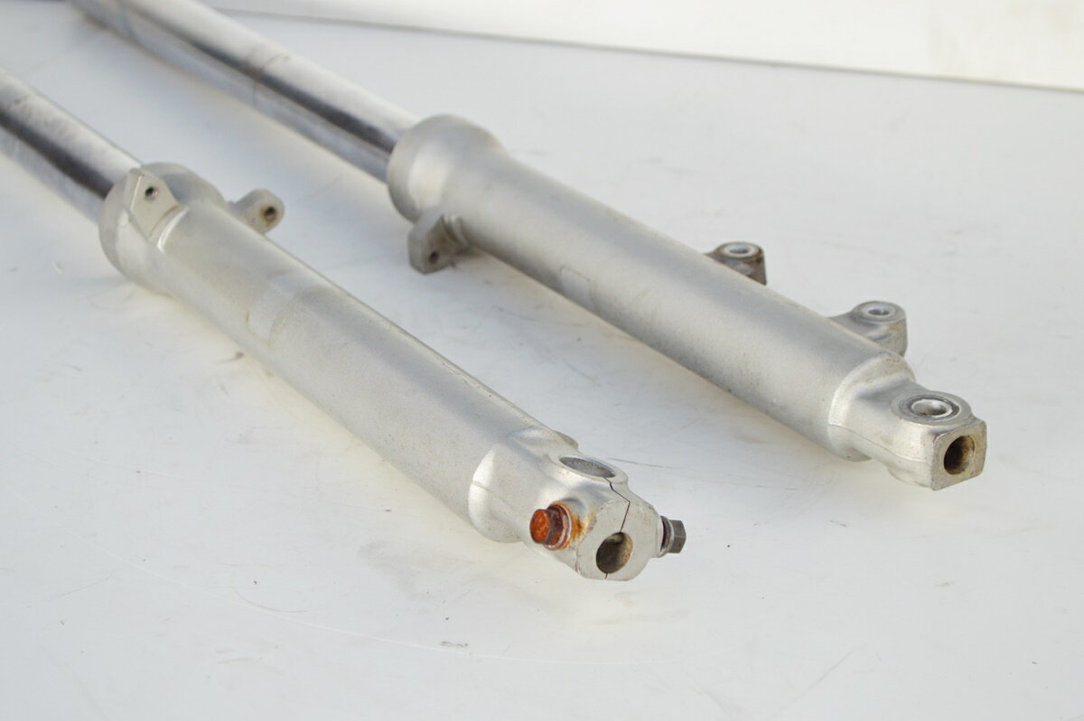 YAMAHA XJR400 オイルストレーナー＆ハウジング　中古品　当時物　(YAMAHA/ヤマハ/XJR) ヤマハ