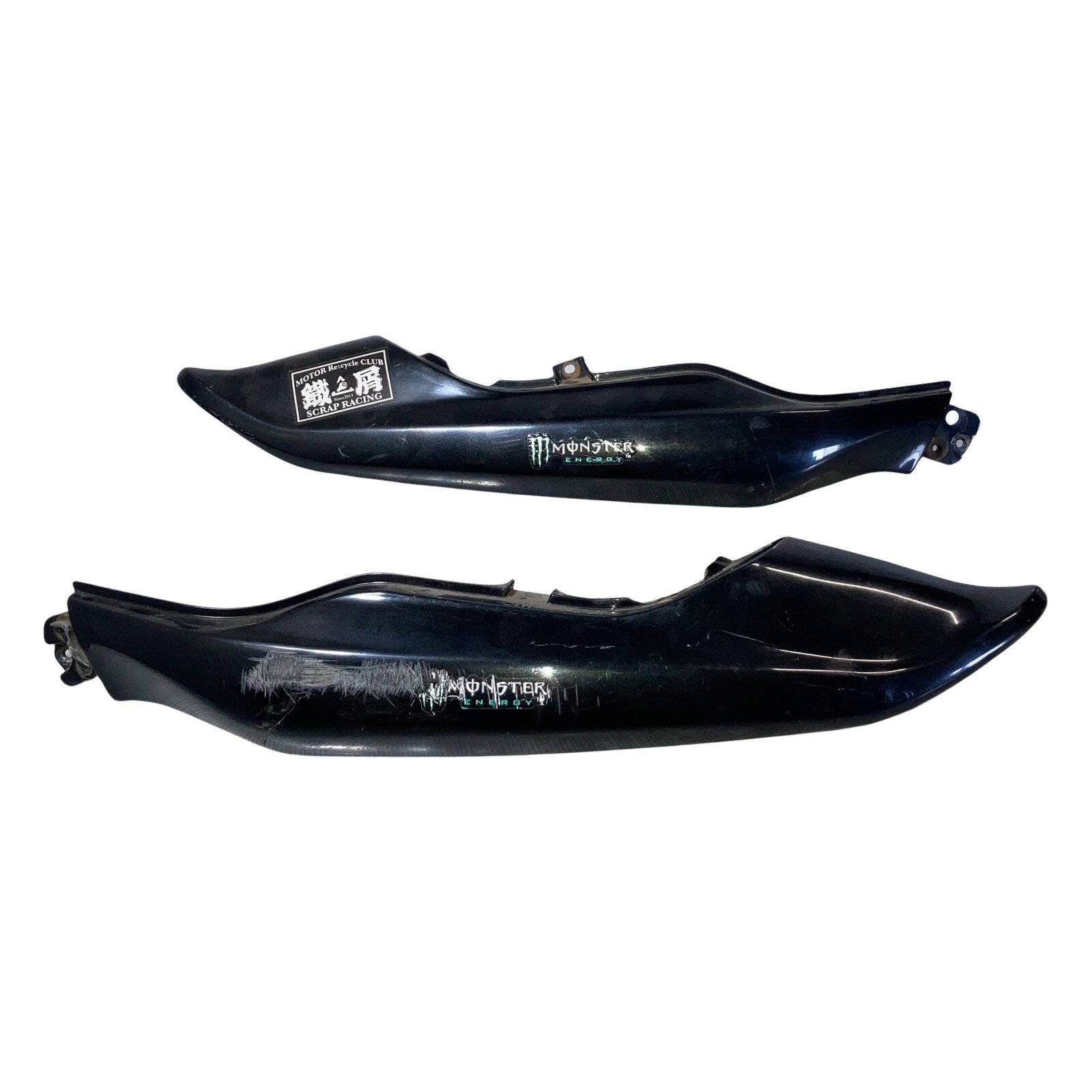 KAWASAKI カワサキ バリオス250 シートカウル左右 KAWASAKI(C-24-1023-1-30) ZR250A【中古】