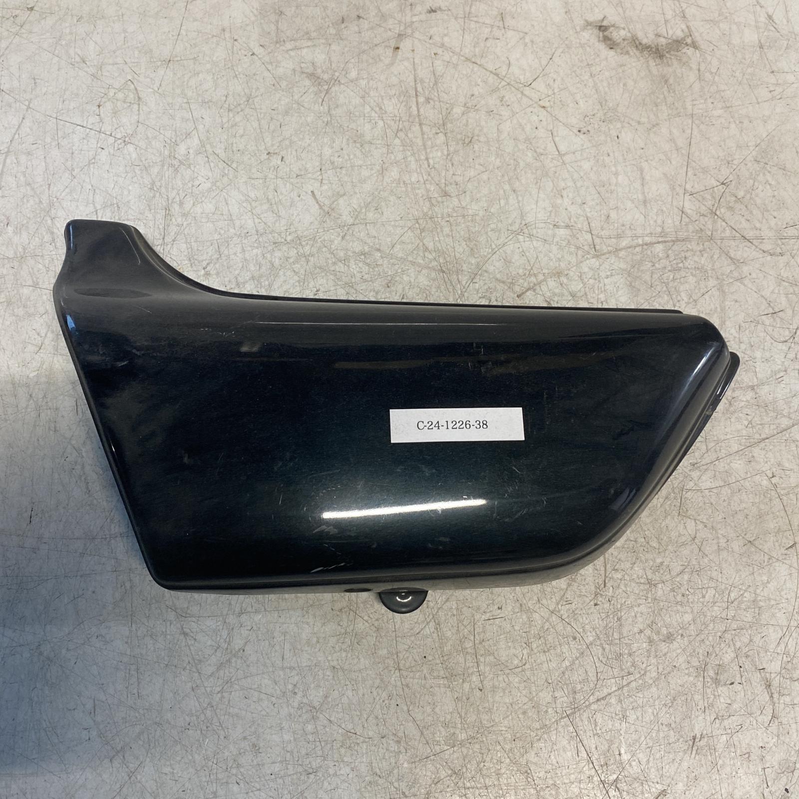 KAWASAKI KZ1000 サイドカバー左 カワサキ